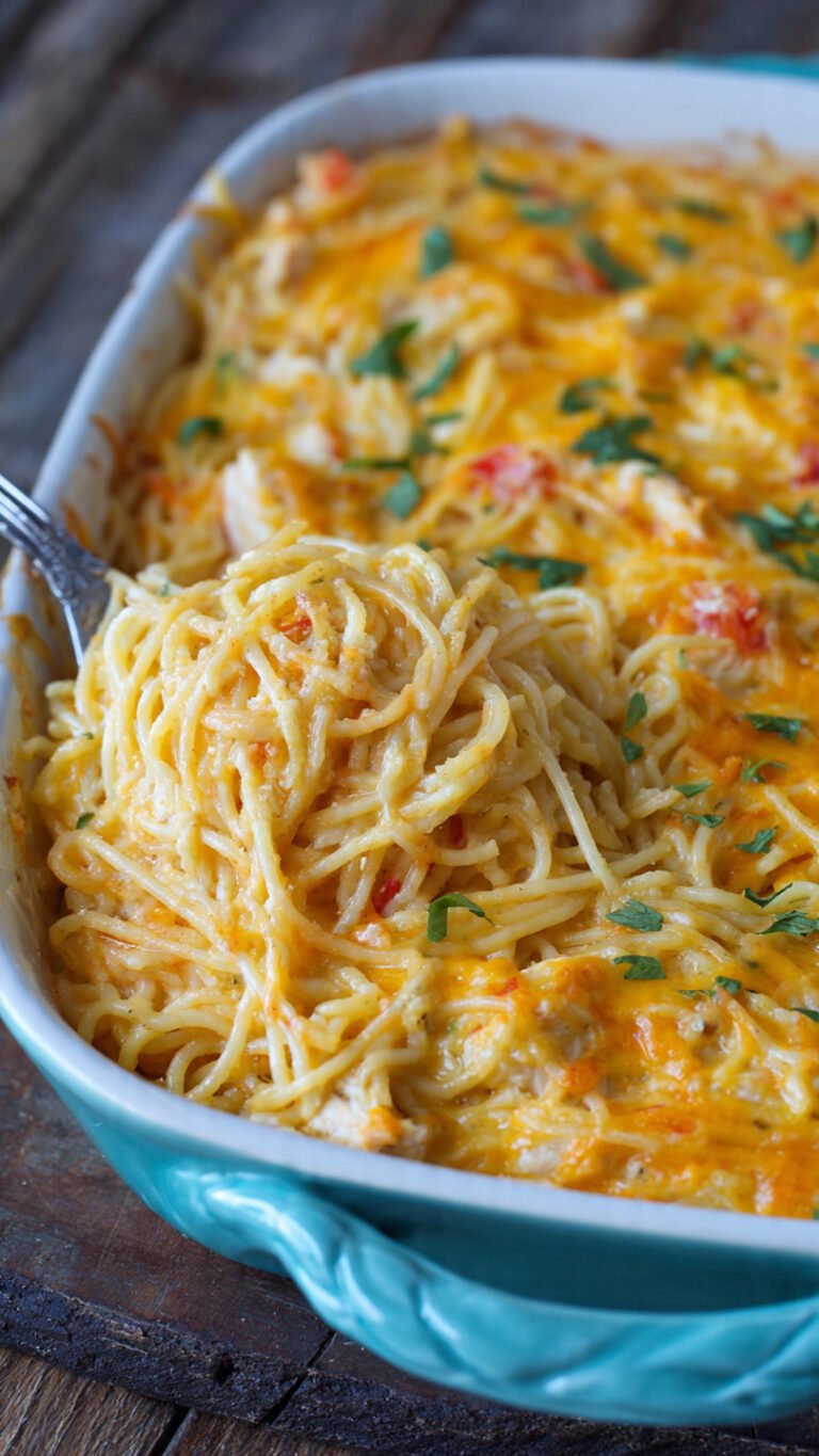 Cheesy Chicken Spaghetti Bake
